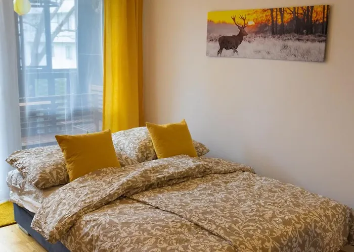 Danube Lodge, Uptown, A/c Apartment